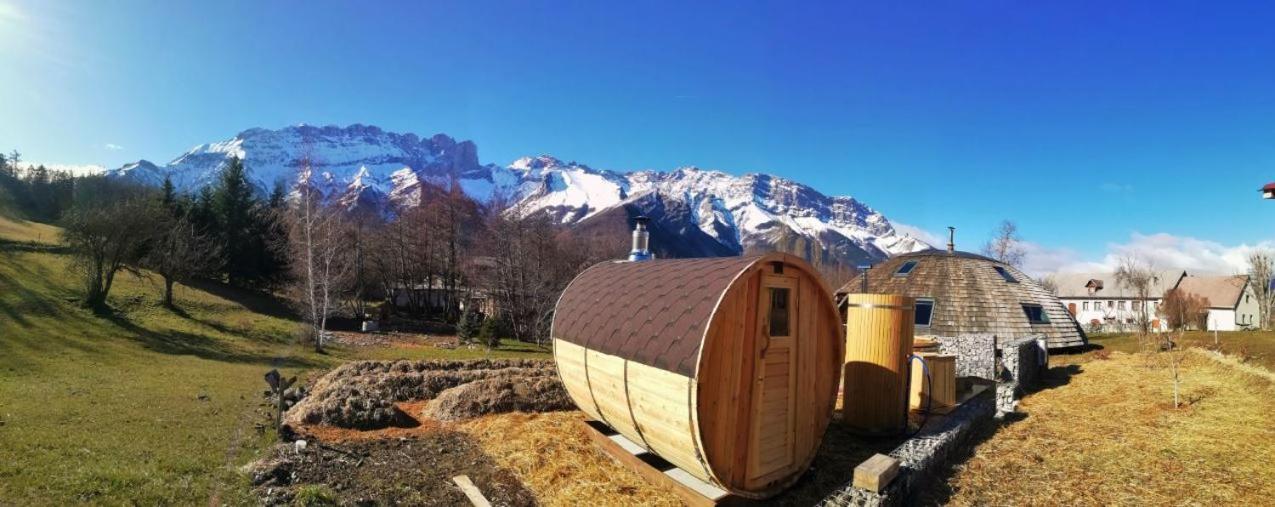 Au-Dela Des Nuages, Maison D'Hotes Insolite & Spa Aubessagne Εξωτερικό φωτογραφία