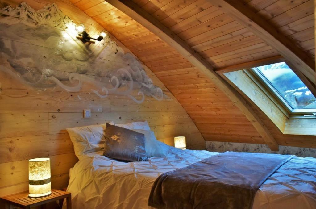 Au-Dela Des Nuages, Maison D'Hotes Insolite & Spa Aubessagne Εξωτερικό φωτογραφία