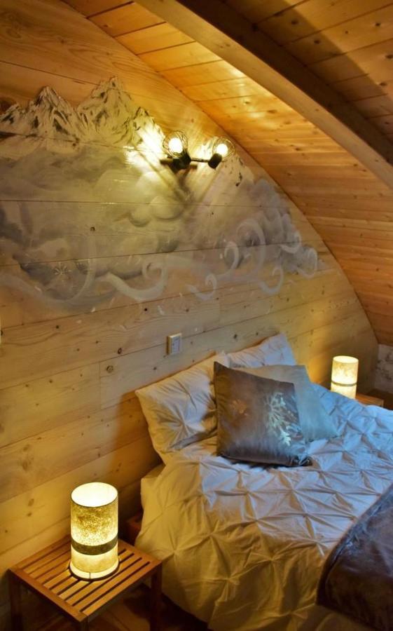 Au-Dela Des Nuages, Maison D'Hotes Insolite & Spa Aubessagne Εξωτερικό φωτογραφία