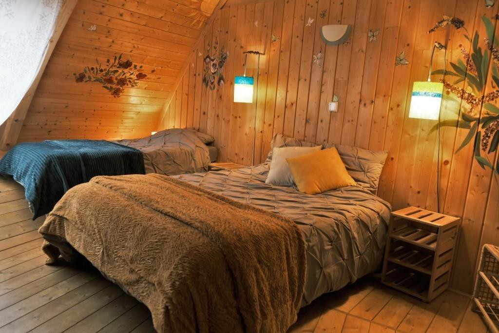 Au-Dela Des Nuages, Maison D'Hotes Insolite & Spa Aubessagne Εξωτερικό φωτογραφία