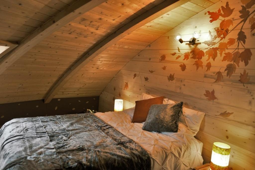 Au-Dela Des Nuages, Maison D'Hotes Insolite & Spa Aubessagne Εξωτερικό φωτογραφία